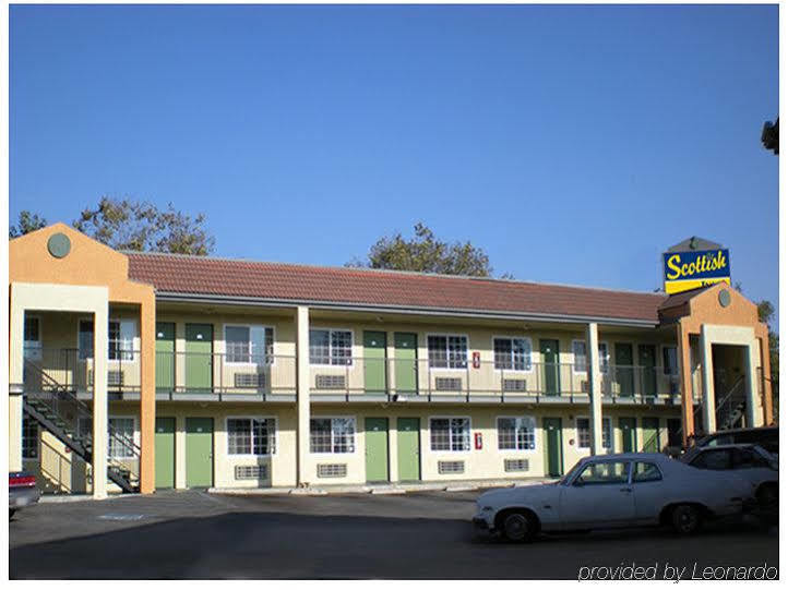 Hotel Whittier, Ca I-605 Eksteriør billede