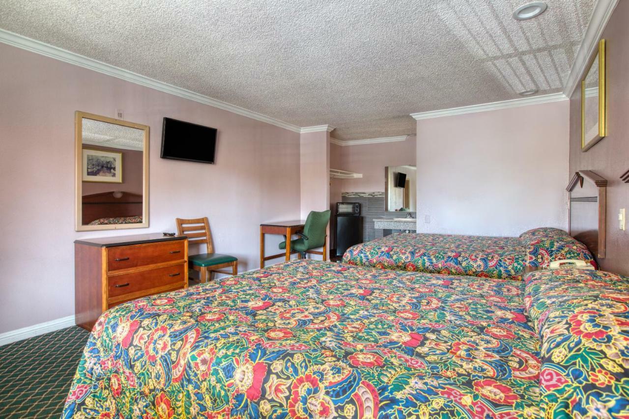 Hotel Whittier, Ca I-605 Eksteriør billede